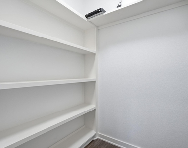 3411 Nance Street - Photo Thumbnail 24
