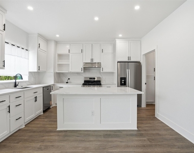 3411 Nance Street - Photo Thumbnail 8