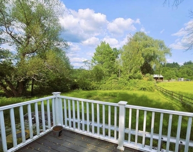 268 Green - Photo Thumbnail 13