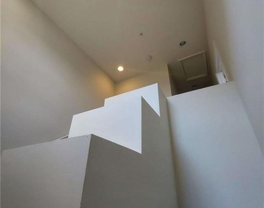 3268 Amanda Lane - Photo Thumbnail 17