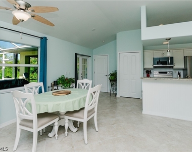 11693 Oakland Drive - Photo Thumbnail 17