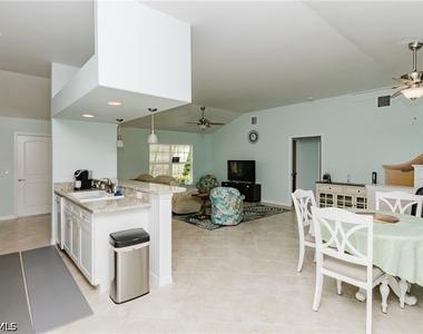 11693 Oakland Drive - Photo Thumbnail 15