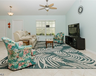 11693 Oakland Drive - Photo Thumbnail 6