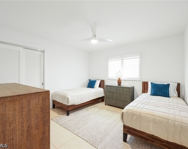 648 96th Avenue N - Photo Thumbnail 17