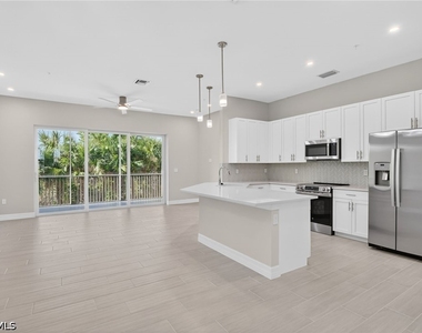 286 Indies Drive E - Photo Thumbnail 1