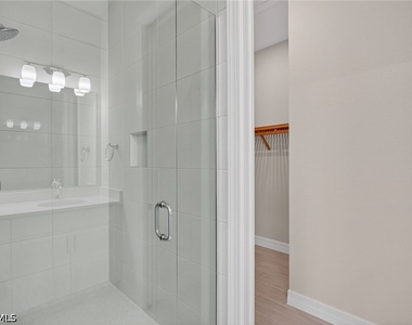 286 Indies Drive E - Photo Thumbnail 10