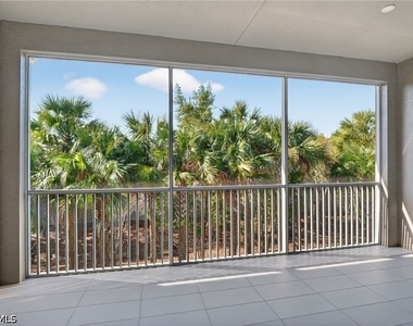 286 Indies Drive E - Photo Thumbnail 17