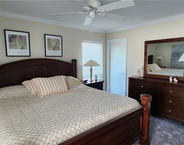 91 Georgetown Boulevard - Photo Thumbnail 6