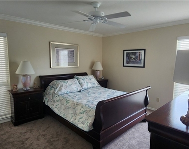 91 Georgetown Boulevard - Photo Thumbnail 10