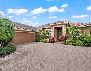 8888 Mustang Island Circle - Photo Thumbnail 5