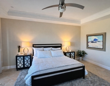 2547 Marquesa Royale Lane - Photo Thumbnail 12