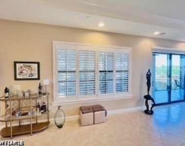 2547 Marquesa Royale Lane - Photo Thumbnail 9