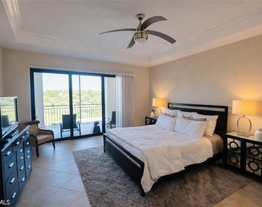 2547 Marquesa Royale Lane - Photo Thumbnail 13