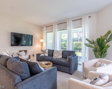 16903 Fairgrove Way - Photo Thumbnail 10