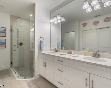 16903 Fairgrove Way - Photo Thumbnail 14