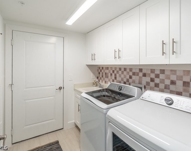 16903 Fairgrove Way - Photo Thumbnail 18