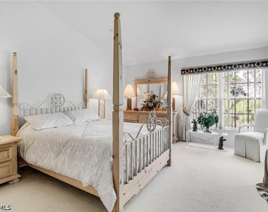 13131 Castle Harbour Drive - Photo Thumbnail 11
