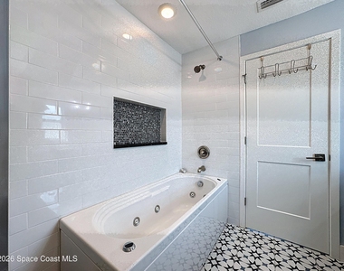 1707 Shore Drive - Photo Thumbnail 20