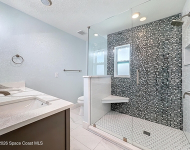 1707 Shore Drive - Photo Thumbnail 4
