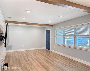 1707 Shore Drive - Photo Thumbnail 13