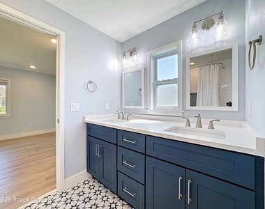 1707 Shore Drive - Photo Thumbnail 22