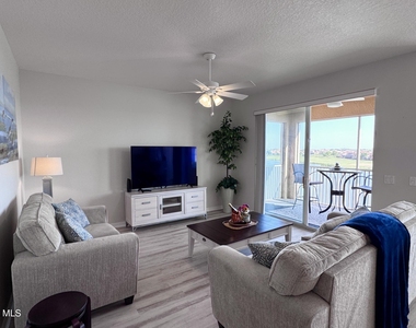 6828 Toland Drive - Photo Thumbnail 16