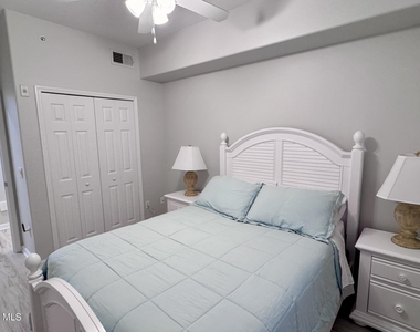 6828 Toland Drive - Photo Thumbnail 24