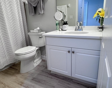 6828 Toland Drive - Photo Thumbnail 26
