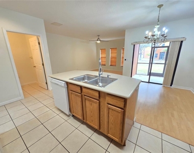 30202 Goodwick Way - Photo Thumbnail 14