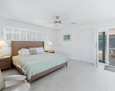 616 Lyons Lane - Photo Thumbnail 14