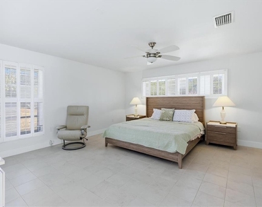 616 Lyons Lane - Photo Thumbnail 16