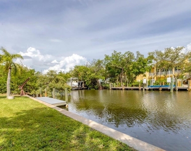616 Lyons Lane - Photo Thumbnail 36