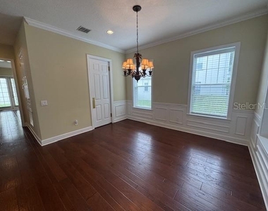 1442 Stickley Avenue - Photo Thumbnail 3