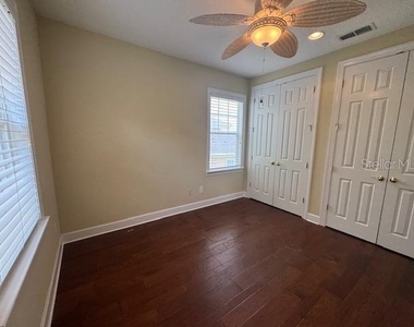 1442 Stickley Avenue - Photo Thumbnail 30
