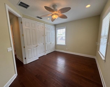 1442 Stickley Avenue - Photo Thumbnail 33