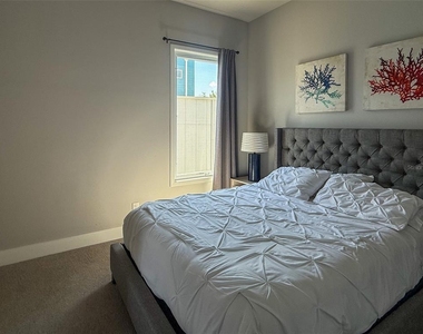 7770 Sandy Ridge Drive - Photo Thumbnail 11