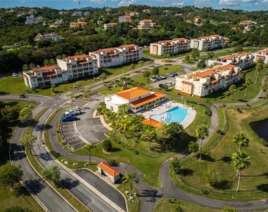 180 Palmas Drive - Photo Thumbnail 17