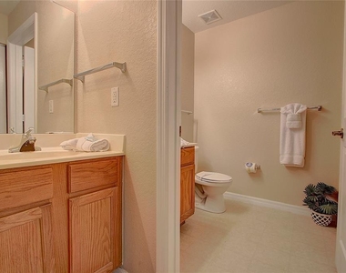 4003 San Sabastian Drive - Photo Thumbnail 6