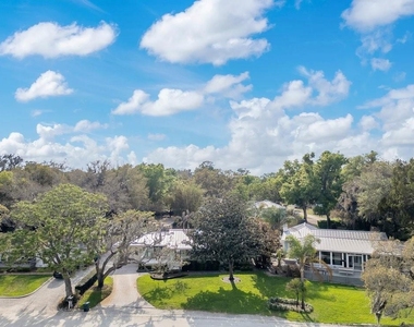812 East Boulevard - Photo Thumbnail 69