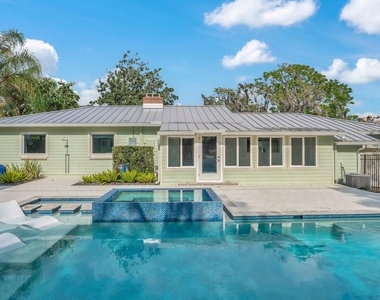 812 East Boulevard - Photo Thumbnail 54