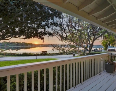 812 East Boulevard - Photo Thumbnail 87