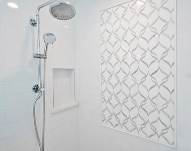812 East Boulevard - Photo Thumbnail 38