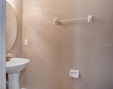 6292 Twain Street - Photo Thumbnail 16