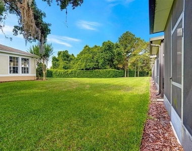 6292 Twain Street - Photo Thumbnail 2