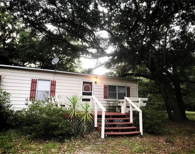 118 Millcreek Drive - Photo Thumbnail 1