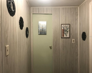 118 Millcreek Drive - Photo Thumbnail 35