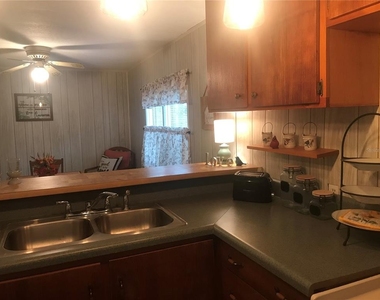 118 Millcreek Drive - Photo Thumbnail 10