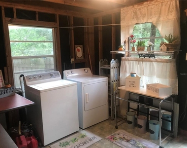 118 Millcreek Drive - Photo Thumbnail 5