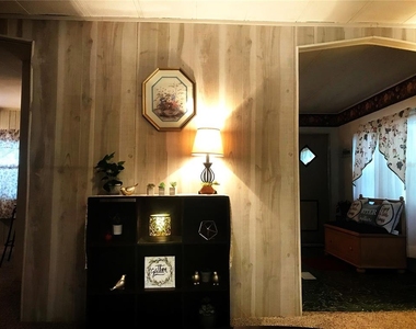 118 Millcreek Drive - Photo Thumbnail 17