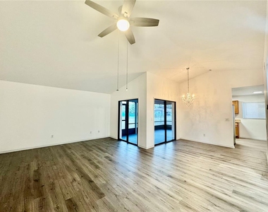51 Blairsville Drive - Photo Thumbnail 6